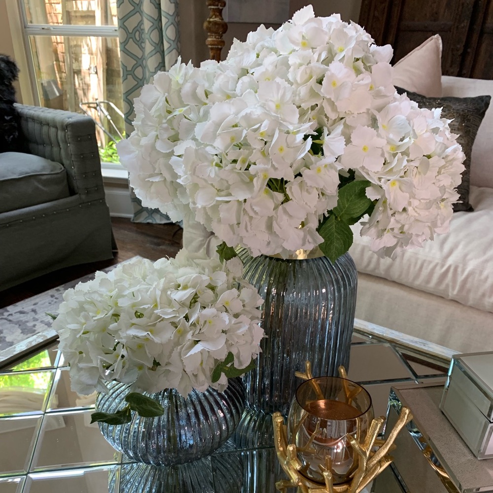 Hydrangea Vase Set - Picture 2 of 2